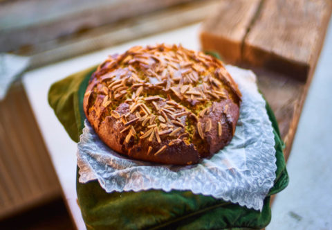 Bezlepkový šafránový mazanec