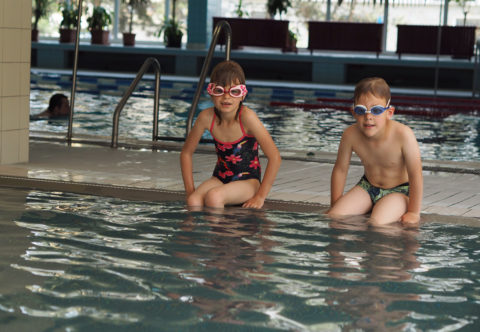Naučte své děti plavat