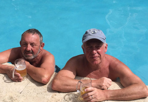 8 důvodů, proč muži nehubnou do plavek