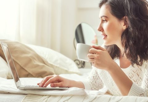 Řeč těla naruby: co byste měli vědět o lidech, kteří (nejen) na Instagramu působí až moc dokonale?