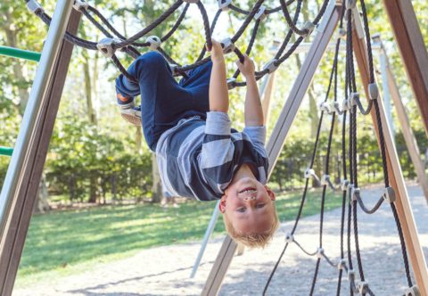 Moje dítě má stokrát víc energie než já. Co dělám, abych přežila?