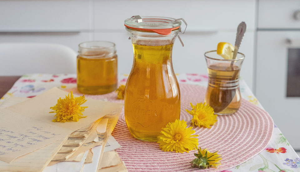 Klasický babiččin recept na „pampeliškový med“