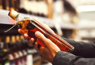 Jak vybrat tu správnou lahev pod stromeček, i když alkoholu moc nerozumíte?