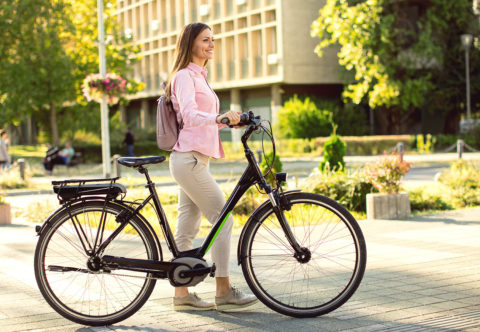 Předsudky stranou: Elektrokolo se hodí pro sportovce i do města