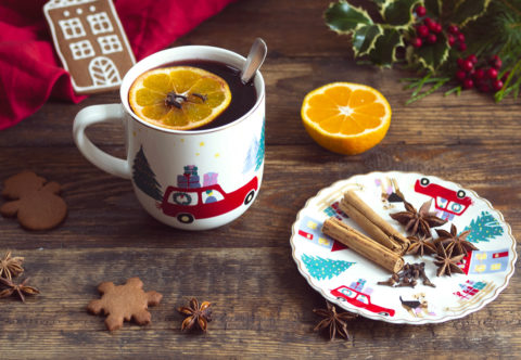 Recept na nejlepší svařák, který můžete věnovat i jako jedlý dárek