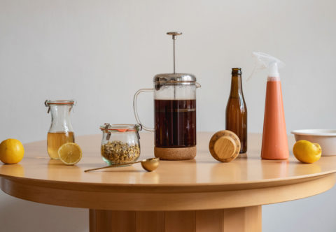 Domácí vlasové oplachy – moje přírodní cesta ke kvalitnějším vlasům