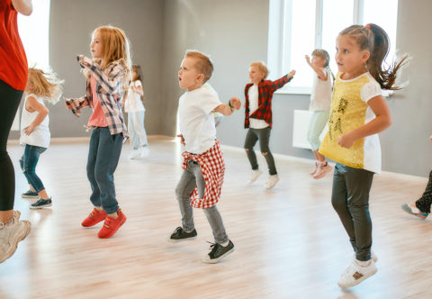 Taneční kroužky nejsou jen pro zábavu. Tyhle dovednosti do života si z nich děti odnesou