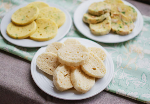 Knedlíkový souboj: na páře, hrnkový i žemlový! Recepty a tipy, které se vám budou hodit