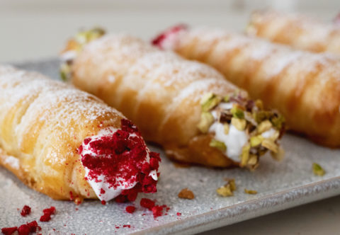 Domácí kremrole v klasickém provedení, naslano i s moderními krémy a typy zdobení