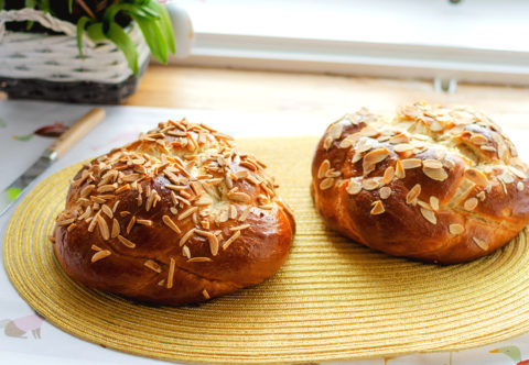Recept na poctivý mazanec a návod na zapletení, díky kterému krásně drží tvar