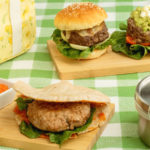 3 nejlepší domácí burgery: Vymazlený hovězí, krůtí s domácím ajvarem a odlehčený bez pečiva