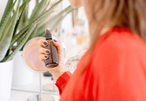 Recept na květinovou vodu do rozprašovače, kterou si nejen v létě osvěžuji pleť