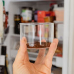 5 vyzkoušených tipů, jak využít kávový lógr při úklidu domácnosti