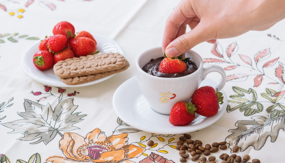 Mocha Coffee Fondue: Horká kávová čokoláda k máchání sušenek, jahod, prstů, čehokoli, co máte rádi