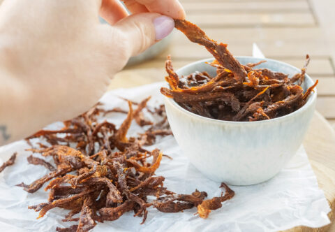 Test: Zkusila jsem připravit sušené „maso“ z hlívy. A vážně chutná jako pravé jerky!