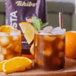 Recept na osvěžující citrusovou kávu Mazagran. Tuhle „kávovou limonádu“ miluji!