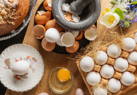 Vajíčka využijete od skořápky po žloutek. Velká spousta inspirace nejen do kuchyně